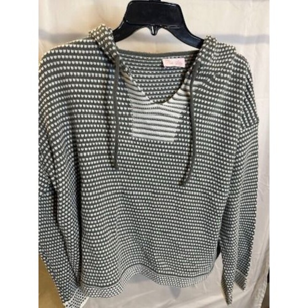 Pink Lily Gray & White Knit Hoodie Sweater – Size XL